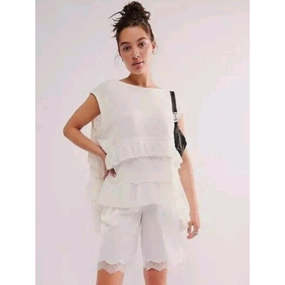 Free People Claire Tee Tunic Top Eyelet Ruffle Tiered Womens Small Oversized - Picture 4 of 16